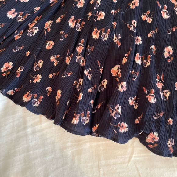 American Eagle floral navy dress with pink flowers - Picture 4 of 4
